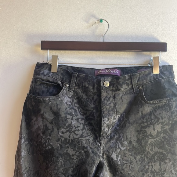 Grey Floral Glora Vanderbilt Jeans Size 12 Short Petite